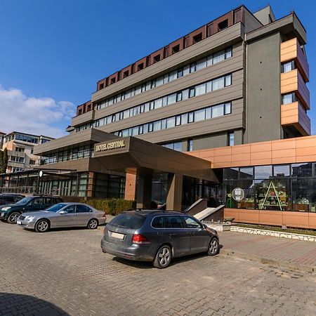 Hotel Central Pascani エクステリア 写真